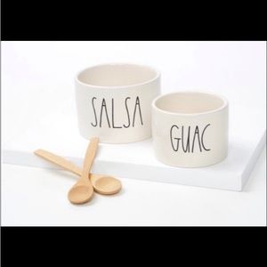Rae Dunn salsa and guacamole set